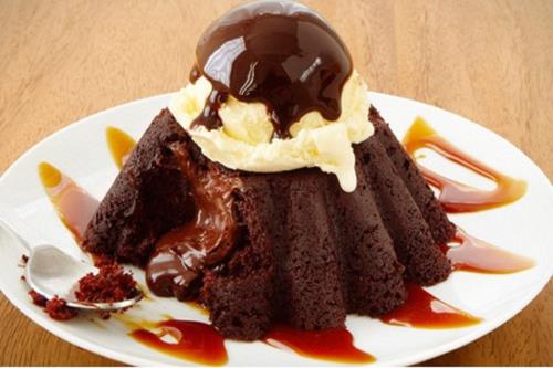 Chocolate Molten Cake large