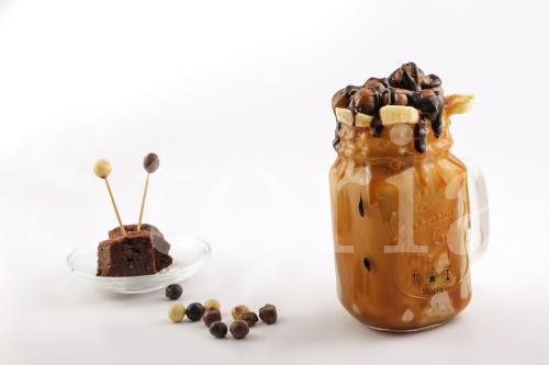 Mocha Banana Maltesers Frappe